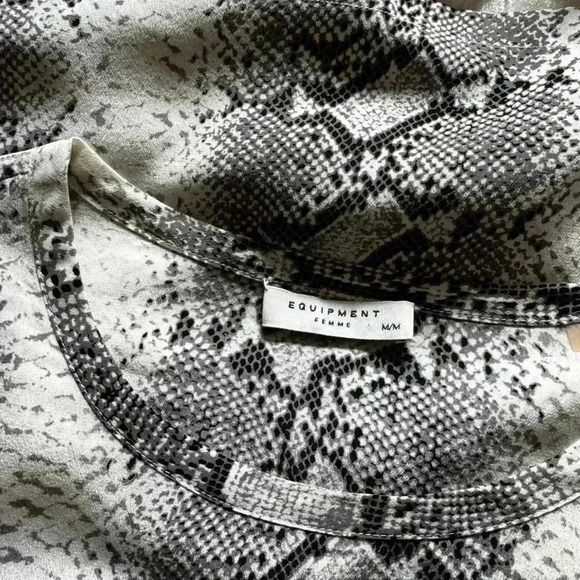 EQUIPMENT Femme Snakeskin Print Silk Top - Picture 5 of 7